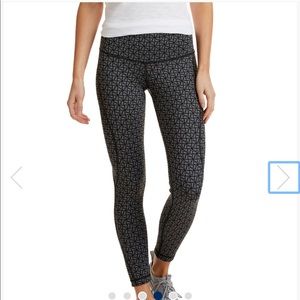 Vineyard Vines Performance Reversible Leggings